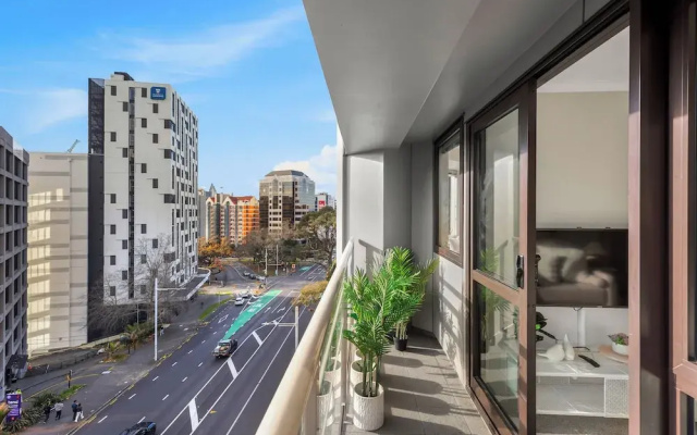 3BR Prime Spot Walk Everywhere by Zodiak