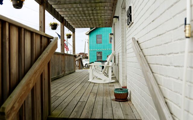 Ocean Sands Beach Boutique Inn - Stay At the Beach