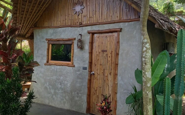 Yucca Bungalow