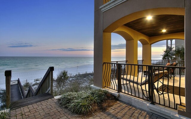 Ocean Paradise by RedAwning