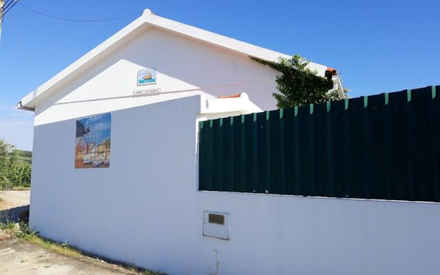 House With 3 Bedrooms in Encarnação, With Furnished Garden and Wifi