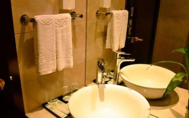 Taian Hotel