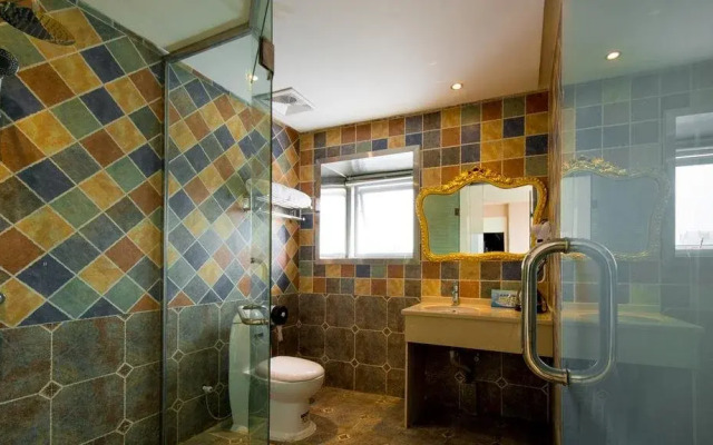 Jingjiu Sightseeing Inn