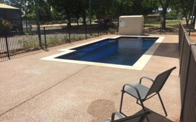 Sunset Top Tourist Park