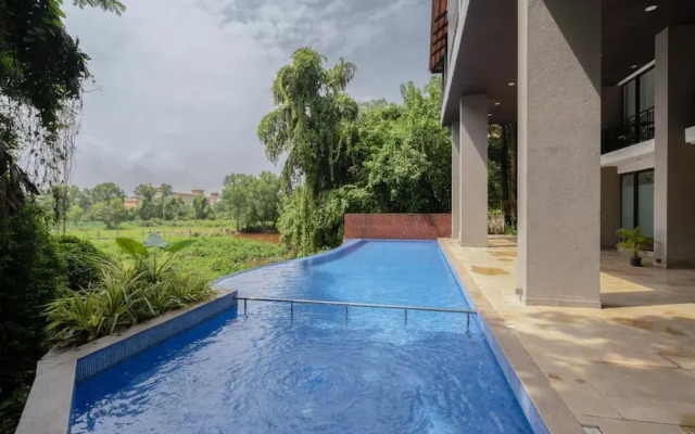 Sol Banyan by Hireavilla - 1BR w Pool in Candolim