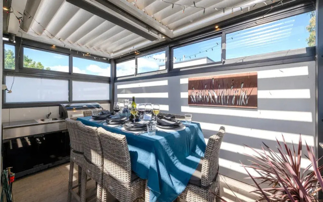 StayCentral - Thornbury Townhouse