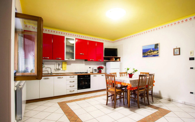 Apartment in Ascea With Garden