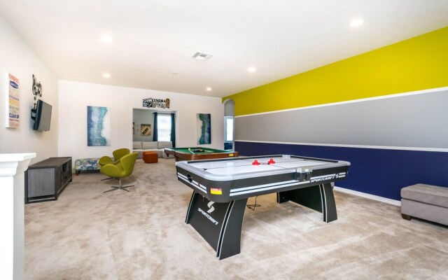 Solterra - 7008 Oakwood Street