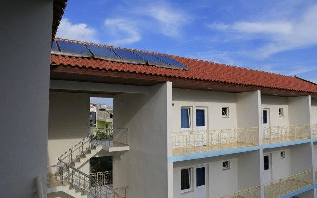 Hotel Lakaj 2
