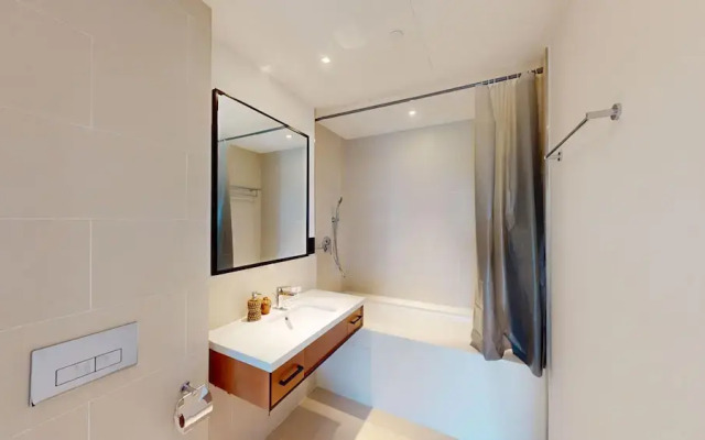 Dubai Marina - Vida Residence 4005