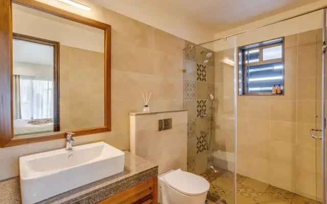 2BR w Pool Sauna 2km to Baga Calangute Beach