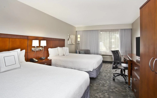 Courtyard by Marriott Gulfport Beachfront