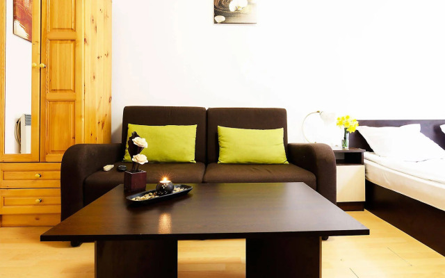 Samuil Apartments