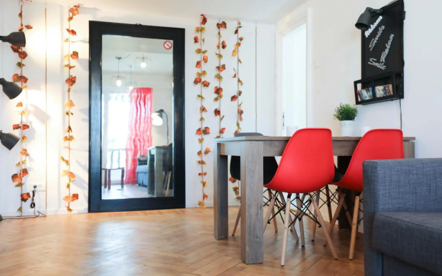 Victoria Avenue Apartment