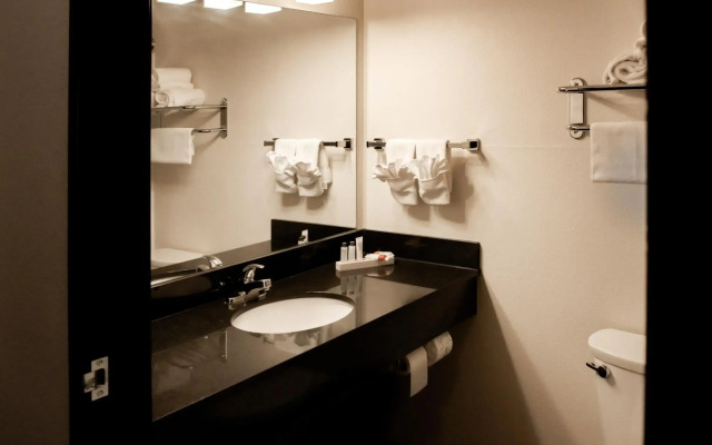 Black Gold Suites Stanley