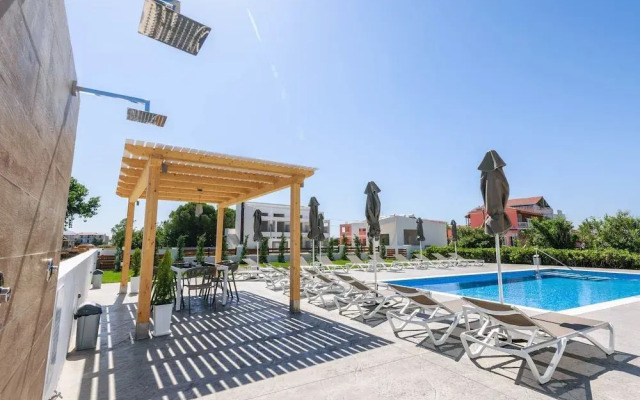 White Canvas Boutique Studios