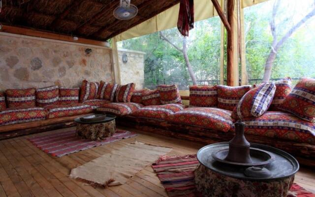 Asfiya Hotel