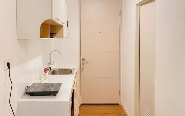 Nice Comfort Studio At Tokyo Riverside Pik 2 Apartment