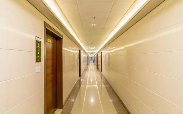 Hello Light Hotel（Zhuhai Chinatown Market）