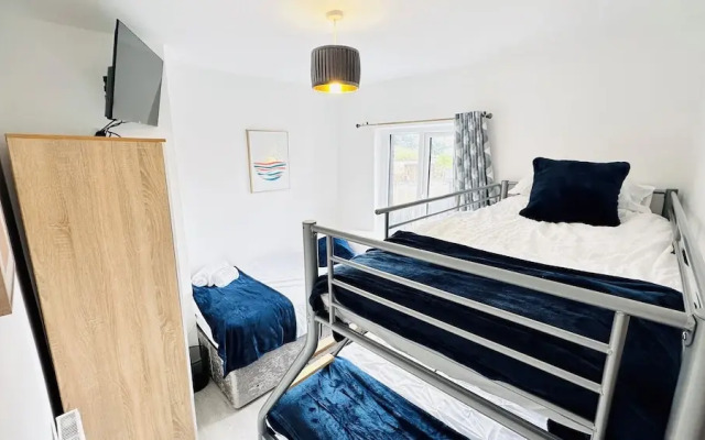 Pengam House