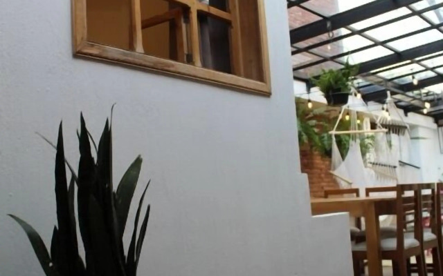 Real 114 Hostal - Hostel