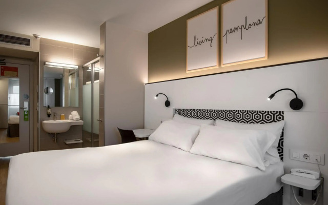 Hotel Bed4u Pamplona
