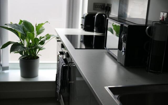 1 George House, Wolverhampton - Studio Apartment