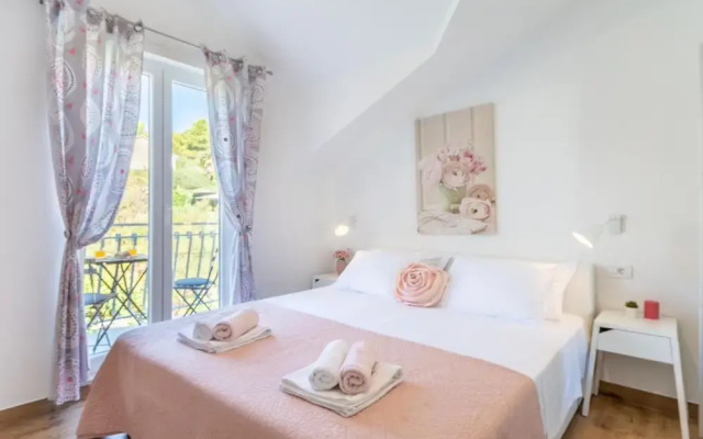 Stunning Apartment in Milna With 1 Bedrooms and Wifi
