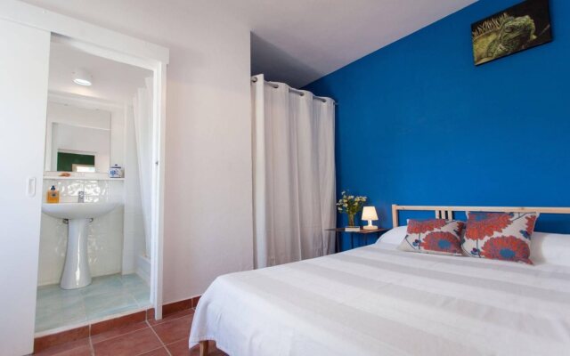 Cosmos Grand Hostal