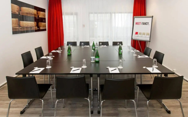 DORMERO Hotel Zürich Airport