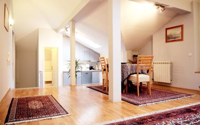Basco Slavija Square Apartment