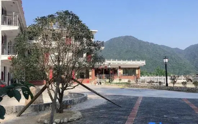 Yuexi Panlian Home Farmhouse