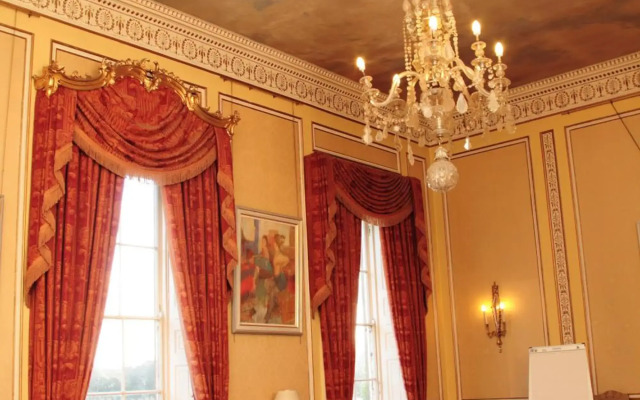 Donnington Grove Country Club