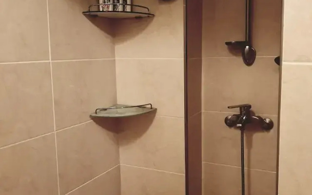 Slow Tree House Hongdae - Caters to Women