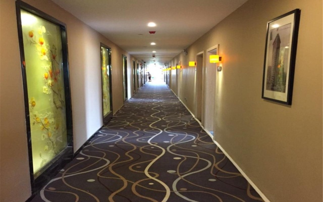 7 Days Premium Shenzhen Banan Airport T3 Terminal Branch – Hotel Rooms – Shenzhen