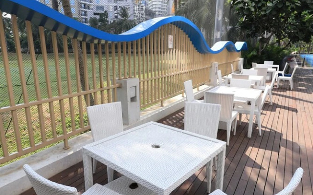 Apatel The Mansion Gloria Gloria Lt 16