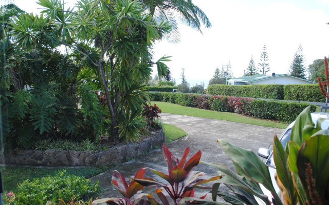 Hibiscus Regal Apartments
