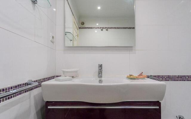 008 Amazing flat very close to the beach