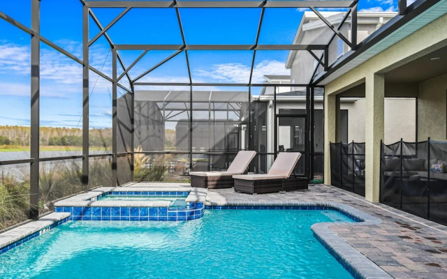 Storey Lake 6BR Lakeview Home Pool Spa Near Disney