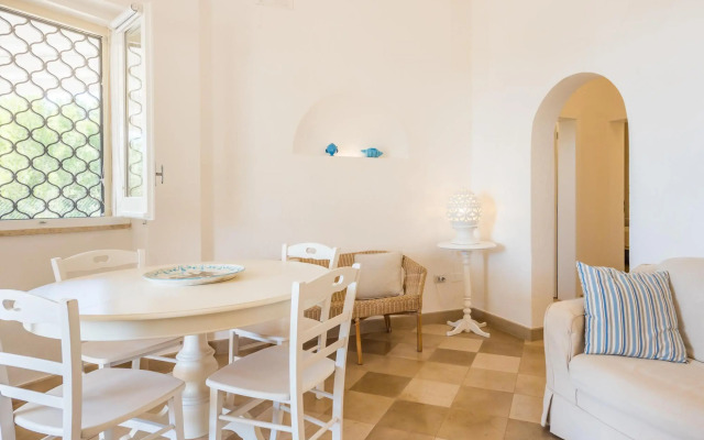 Beautiful Seaside Villa with Pool