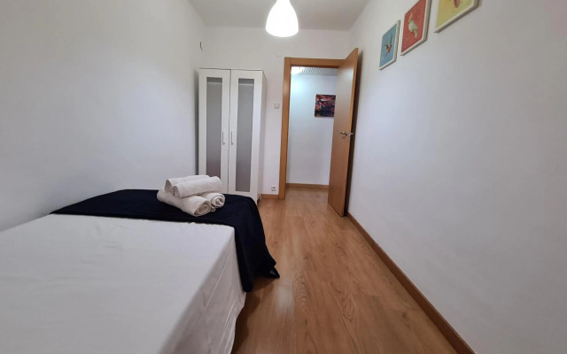 Apartamentos Dos Torres Légolas - Parking gratis