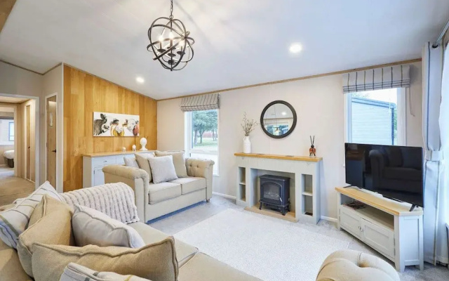 Host Stay Grace Louise Retreat