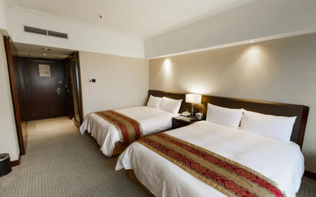 Jen Dow International Hotel