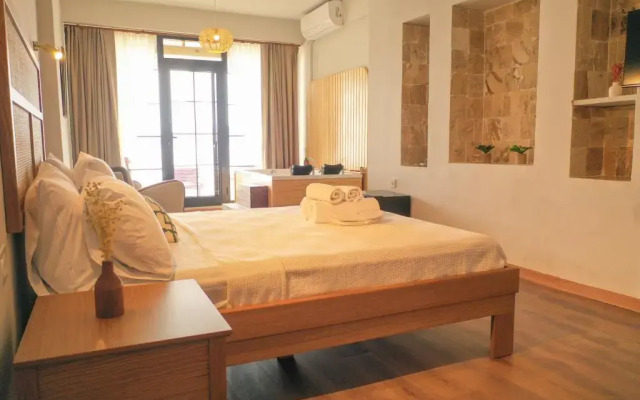 Ank’Ada Ayanikola (12+ Adult Only)