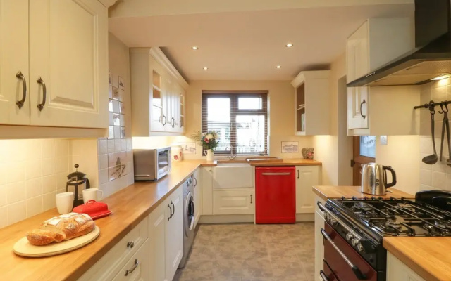 Eskside Cottage