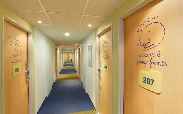First Inn Hotel