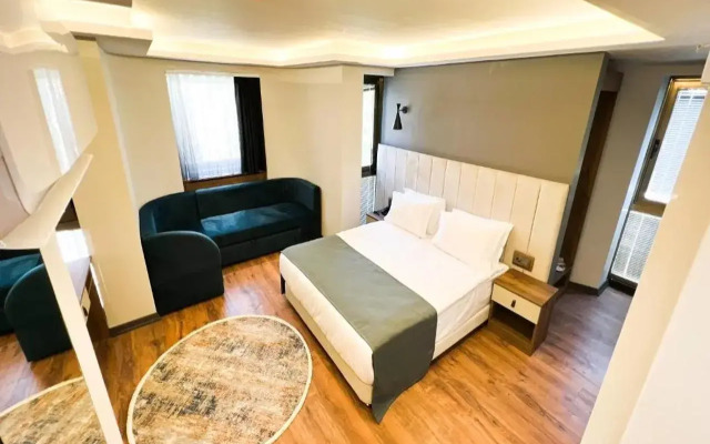Nira Boutique Hotel