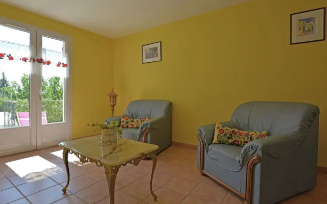 Beautiful Holiday House With Airco and Private Pool Near Uzès