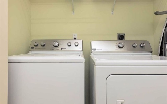 Drottningholm by Meyer Vacation Rentals