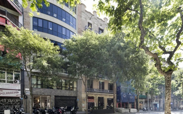 Fisa Rentals Aribau Apartments